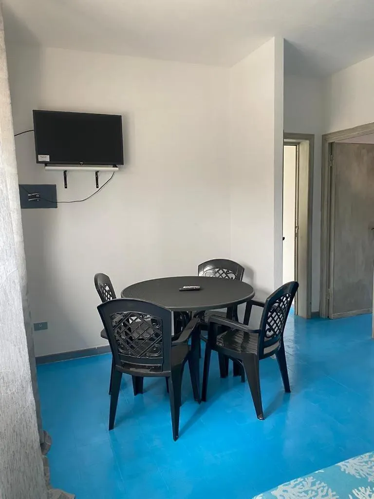 Le Stanze Del Mare Aparthotel Golfo Aranci